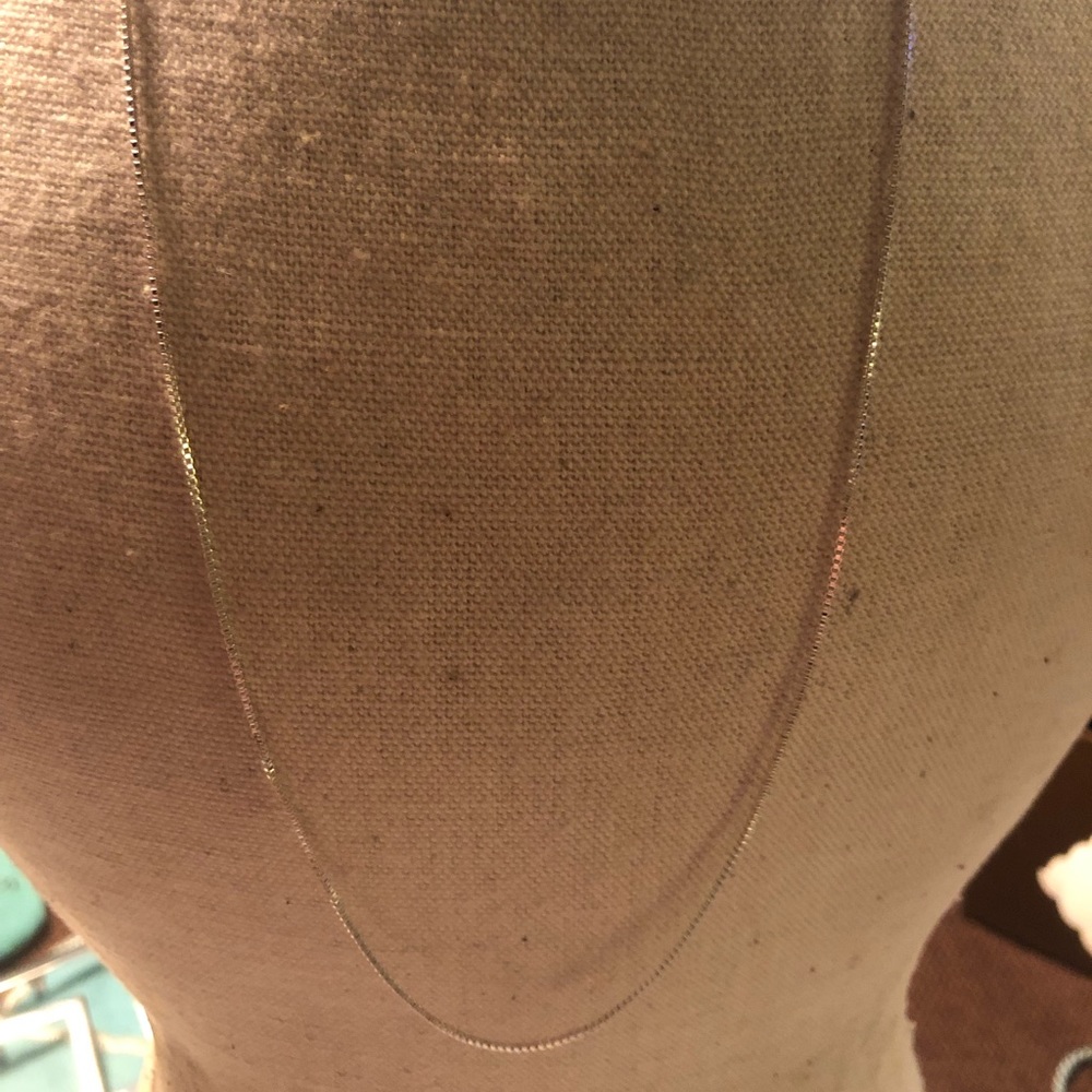 Silver chain necklace